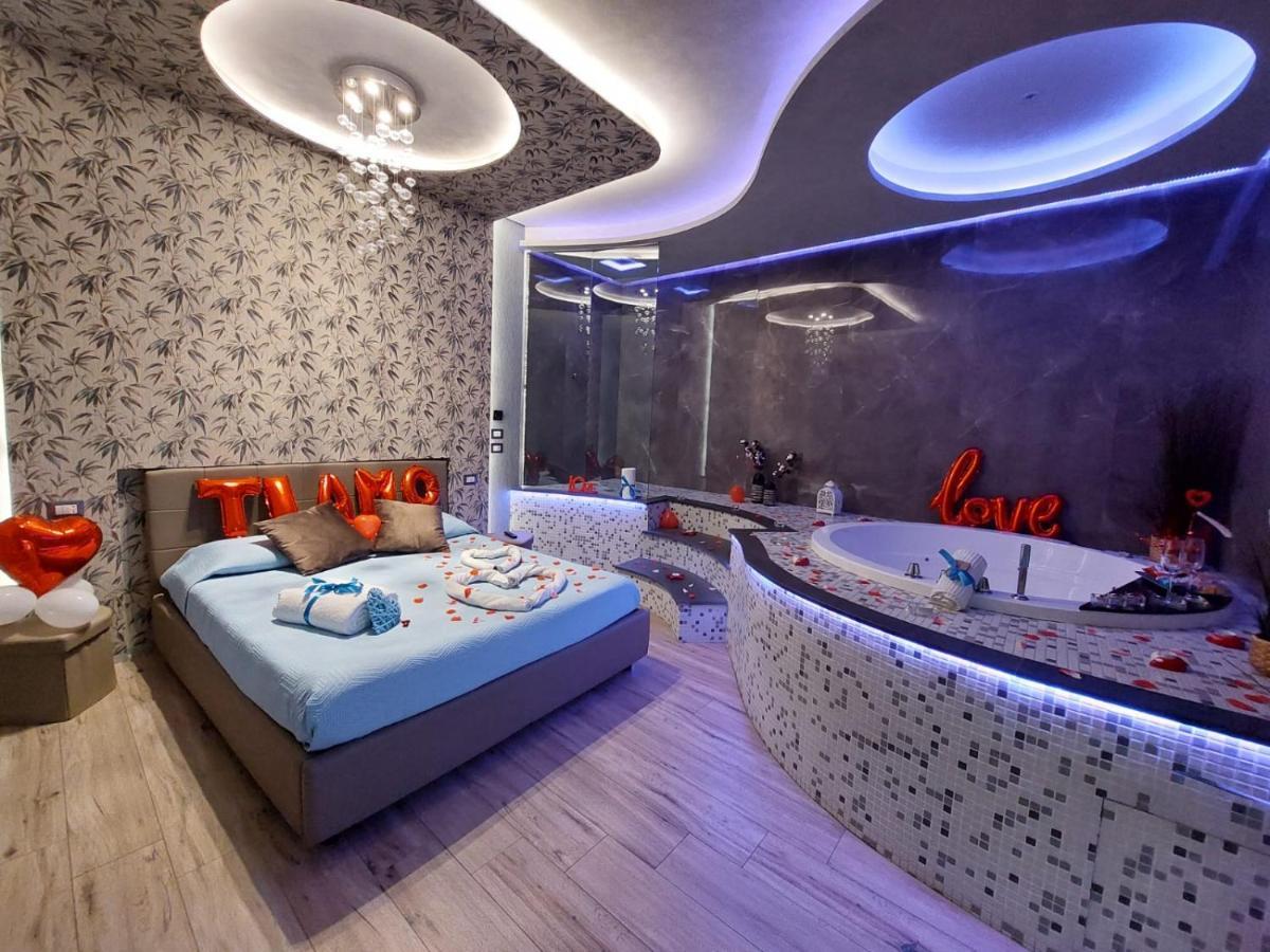 Th Luxury Suite Джардини-Наксос Экстерьер фото
